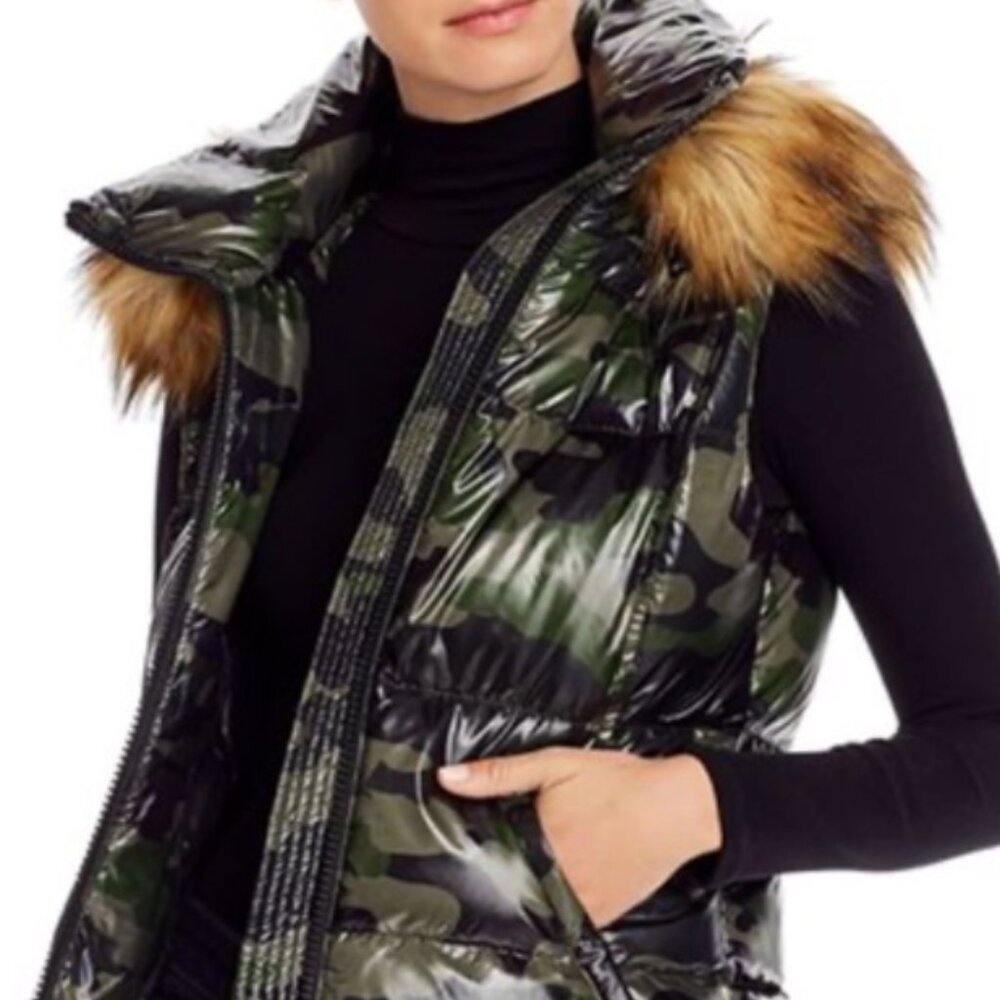 Aqua Women's Camo Vest Size S